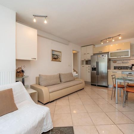 Apartments Babin - Holly Zara Esterno foto